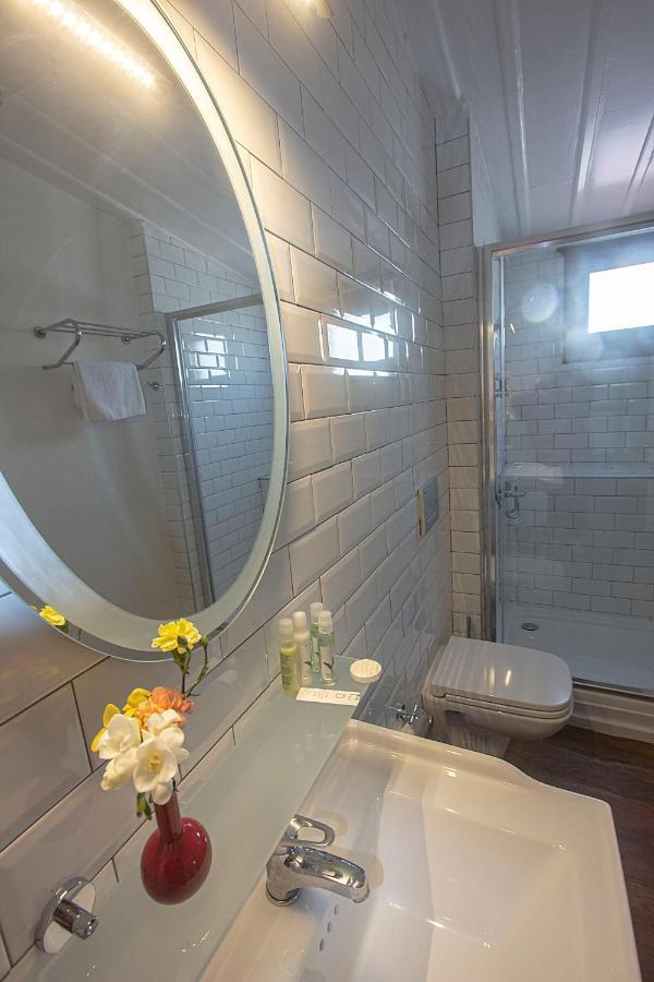 Opus 1910 Hotel ไอวาลิค ภายนอก รูปภาพ